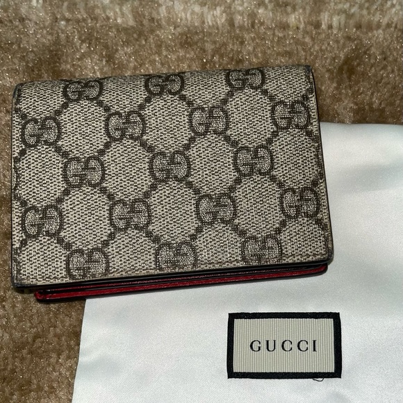 PRICE DROP!!
$300
(was $395)
Gucci 25th GG Supreme Bosco Wallet. - Picture 4 of 16